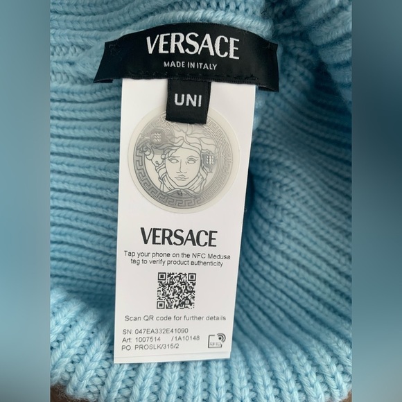 NEW Versace Rib knit 100% wool beanie in blu main image 4